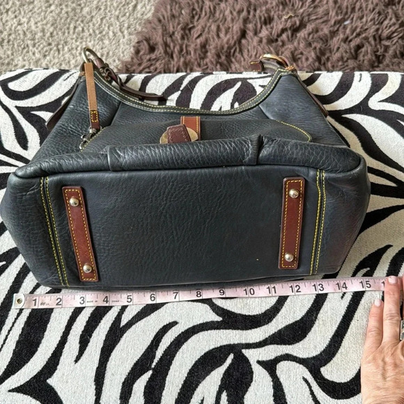 Dooney & Bourke Samba Black Pebbled Leather Logo Lock Hobo Shoulder Bag - Picture 11 of 14